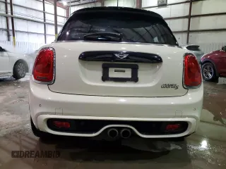 2018 MINI Hardtop 4 Door Cooper S z VIN WMWXU3C5XJ2F50470, wystawiony jako Copart lot #41575815 z przebiegiem 42 418 mil mil oraz Szkoda całkowita • Salvage title. Historia ofert i sprzedaży dostępna na DreamBid. Obrazek 6.