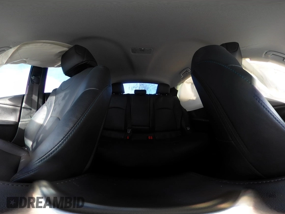 2021 Toyota Prius L Eco z VIN JTDKAMFU1M3149965, wystawiony jako IAAI lot #38641916 z przebiegiem 69 942 mil mil oraz . Historia ofert i sprzedaży dostępna na DreamBid. Obrazek 19.