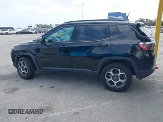 2022 Jeep Compass Trailhawk with VIN 3C4NJDDB8NT107992, listed as a IAAI auction lot 42116531 with 48,787 mi miles and . Bid and sale history available at DreamBid. Image 14.