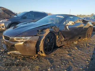 2019 BMW i8 z VIN WBY2Z6C50K7D56405, wystawiony jako Copart lot #83831804 z przebiegiem 105 mil mil oraz Szkoda całkowita • Salvage title. Historia ofert i sprzedaży dostępna na DreamBid. Obrazek 1.