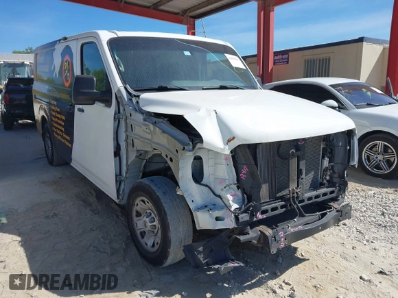 2017 Nissan NV Cargo S z VIN 1N6BF0KM7HN808851, wystawiony jako IAAI lot #41853575 z przebiegiem 93 893 mil mil oraz . Historia ofert i sprzedaży dostępna na DreamBid. Obrazek 1.