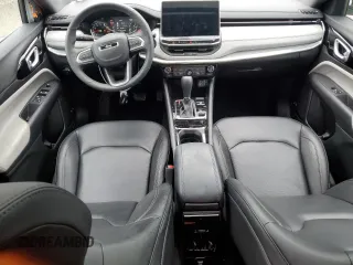 2024 Jeep Compass Limited с VIN 3C4NJDCN4RT578913, выставлен на аукционе Copart как лот 55625155 с пробегом 18 880 миль миль и Списание • Salvage title. История ставок и продаж доступна на DreamBid. Изображение 8.