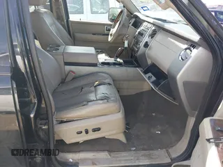 2008 Ford Expedition Limited с VIN 1FMFU19538LA87045, выставлен на аукционе IAAI как лот 41789089 с пробегом 235 314 миль миль и . История ставок и продаж доступна на DreamBid. Изображение 5.