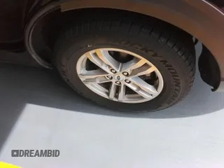 2022 Ford Explorer z VIN 1FMSK7BH3NGB04281, wystawiony jako IAAI lot #42511061 z przebiegiem 72 613 mil mil oraz . Historia ofert i sprzedaży dostępna na DreamBid. Obrazek 4.
