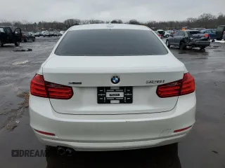2013 BMW 3 Series 328i xDrive with VIN WBA3B5C5XDF593068, listed as a Copart auction lot 44933655 with 81,193 mi miles and Salvage Title. Bid and sale history available at carsss.com. Image 6.