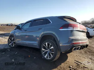 2024 Volkswagen Atlas SEL Premium R-Line z VIN 1V2FE2CA4RC251030, wystawiony jako Copart lot #48565785 z przebiegiem 8 917 mil mil oraz Szkoda całkowita • Salvage title. Historia ofert i sprzedaży dostępna na DreamBid. Obrazek 2.