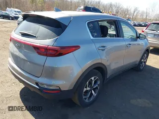 2022 Kia Sportage LX with VIN KNDPM3AC7N7980550, listed as a IAAI auction lot 41786557 with 60,943 mi miles. Bid and sale history available at carsss.com. Image 4.