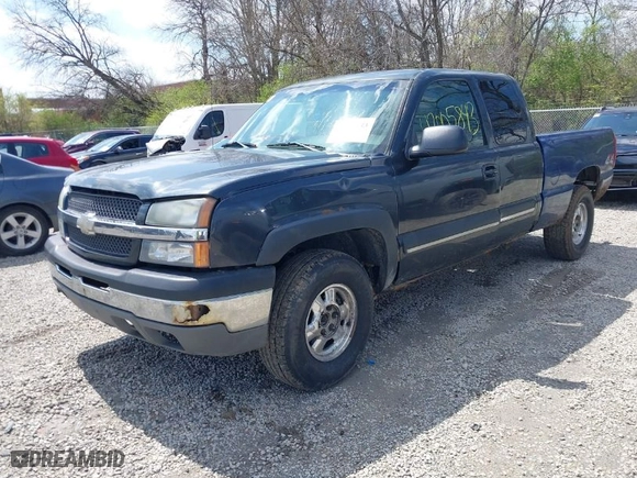 2003 Chevrolet Silverado 1500 LS with VIN 2GCEK19T931157408, listed as a IAAI auction lot 42005843 with 214,348 mi miles. Bid and sale history available at carsss.com. Image 2.