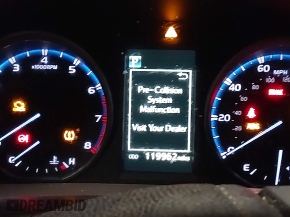 2018 Toyota RAV4 XLE with VIN 2T3RFREVXJW788412, listed as a IAAI auction lot 41931142 with 119,962 mi miles. Bid and sale history available at carsss.com. Image 7.