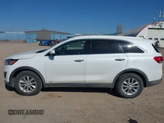 2017 Kia Sorento LX с VIN 5XYPGDA56HG191084, выставлен на аукционе IAAI как лот 42087432 с пробегом 74 159 миль миль и . История ставок и продаж доступна на DreamBid. Изображение 14.