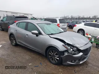 2016 Mazda 3 i Grand Touring z VIN 3MZBM1X74GM245295, wystawiony jako IAAI lot #41079843 z przebiegiem 183 480 mil mil oraz . Historia ofert i sprzedaży dostępna na DreamBid. Obrazek 1.