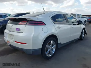 2013 Chevrolet Volt with VIN 1G1RB6E4XDU144257, listed as a IAAI auction lot 41958177 with 1 mi miles. Bid and sale history available at carsss.com. Image 4.