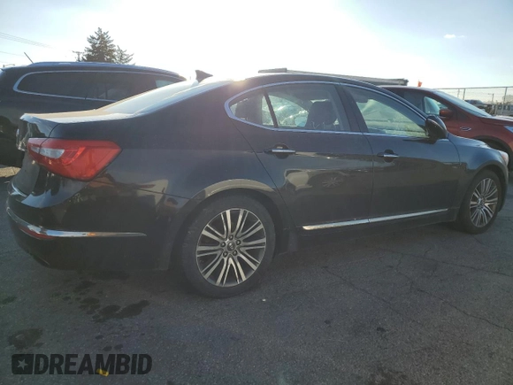 2014 Kia Cadenza Premium with VIN KNALN4D74E5145708, listed as a Copart auction lot 83370854 with 246,354 mi miles and Clean Title. Bid and sale history available at carsss.com. Image 3.