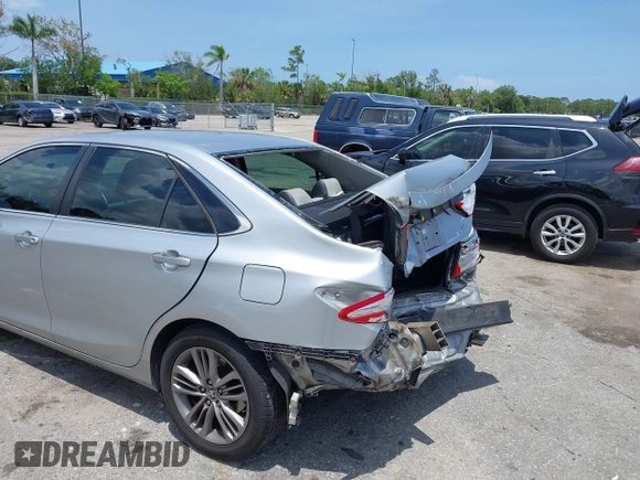 2015 Toyota Camry XLE z VIN 4T1BF1FK5FU970543, wystawiony jako IAAI lot #42373776 z przebiegiem 119 090 mil mil oraz . Historia ofert i sprzedaży dostępna na DreamBid. Obrazek 6.