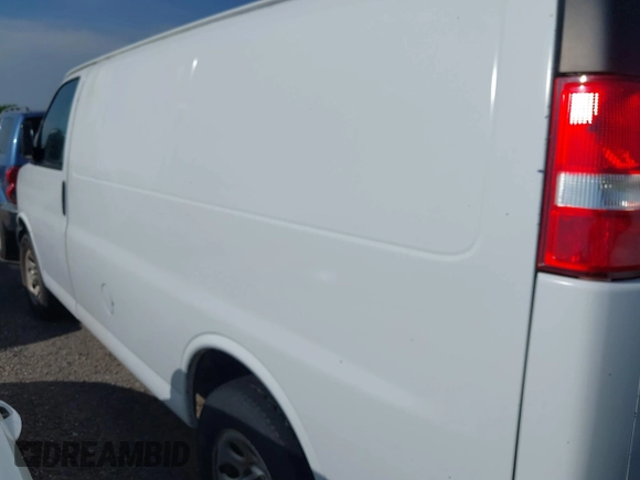 2014 Chevrolet Express Cargo with VIN 1GCSGAFX2E1156590, listed as a IAAI auction lot 42740427 with 351,114 mi miles and . Bid and sale history available at DreamBid. Image 21.