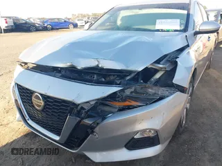 2019 Nissan Altima S with VIN 1N4BL4BV0KC186887, listed as a IAAI auction lot 41824594 with 88,911 mi miles and . Bid and sale history available at DreamBid. Image 6.