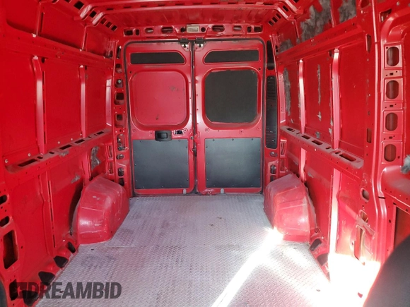 2015 Ram ProMaster Cargo with VIN 3C6TRVDG5FE520919, listed as a Copart auction lot 82394204 with 202,370 mi miles and Salvage Title. Bid and sale history available at carsss.com. Image 10.