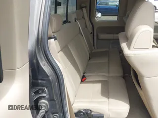 2008 Ford F-150 XLT с VIN 1FTPX14558FB88657, выставлен на аукционе IAAI как лот 42507471 с пробегом 105 893 миль миль и . История ставок и продаж доступна на DreamBid. Изображение 8.