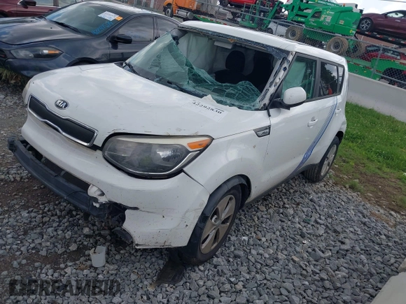 2016 Kia Soul z VIN KNDJN2A21G7289568, wystawiony jako IAAI lot #42292830 z przebiegiem 172 079 mil mil oraz . Historia ofert i sprzedaży dostępna na DreamBid. Obrazek 2.