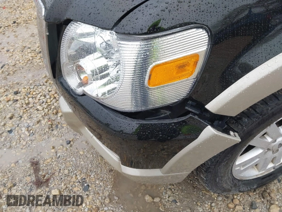 2008 Ford Explorer Eddie Bauer z VIN 1FMEU74898UA65738, wystawiony jako IAAI lot #42128794 z przebiegiem 191 042 mil mil oraz . Historia ofert i sprzedaży dostępna na DreamBid. Obrazek 6.