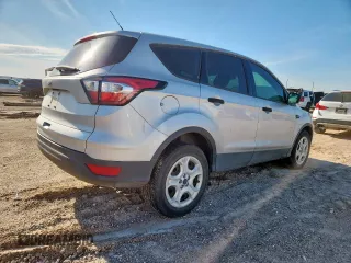 2018 Ford Escape S with VIN 1FMCU0F73JUD50086, listed as a Copart auction lot 60850495 with 67,629 mi miles and Salvage title. Bid and sale history available at DreamBid. Image 3.