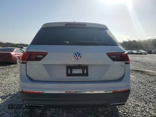 2018 Volkswagen Tiguan SEL with VIN 3VV3B7AX0JM014461, listed as a Copart auction lot 49785725 with 124,868 mi miles and Salvage Title. Bid and sale history available at DreamBid. Image 6.