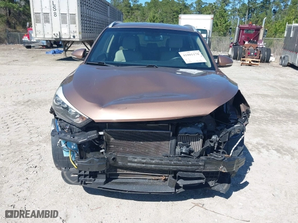 2017 Hyundai Tucson Sport with VIN KM8J3CA25HU347658, listed as a IAAI auction lot 41801178 with 92,857 mi miles. Bid and sale history available at carsss.com. Image 12.