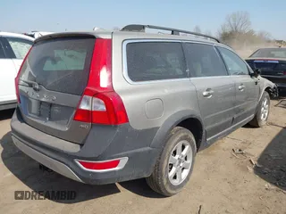 2012 Volvo XC70 3.2L with VIN YV4952BZ0C1141842, listed as a IAAI auction lot 41784679 with 106,541 mi miles and . Bid and sale history available at DreamBid. Image 4.