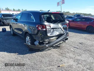 2019 Kia Sorento LX with VIN 5XYPGDA3XKG436510, listed as a IAAI auction lot 41010237 with 123,368 mi miles and . Bid and sale history available at carsss.com. Image 3.