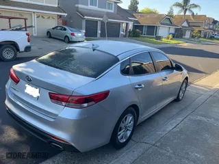 2016 Kia Optima LX with VIN 5XXGT4L38GG022940, listed as a Copart auction lot 54086785 with 145,038 mi miles and Clean Title. Bid and sale history available at carsss.com. Image 4.