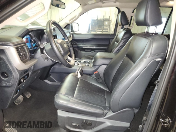 2024 Ford Expedition Max XLT with VIN 1FMJK1J80REA39398, listed as a Copart auction lot 63090695 with 46,528 mi miles and Clean title. Bid and sale history available at DreamBid. Image 7.