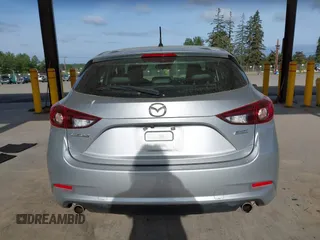 2018 Mazda 3 Touring z VIN 3MZBN1L37JM201797, wystawiony jako IAAI lot #42258756 z przebiegiem 80 593 mil mil oraz . Historia ofert i sprzedaży dostępna na DreamBid. Obrazek 16.