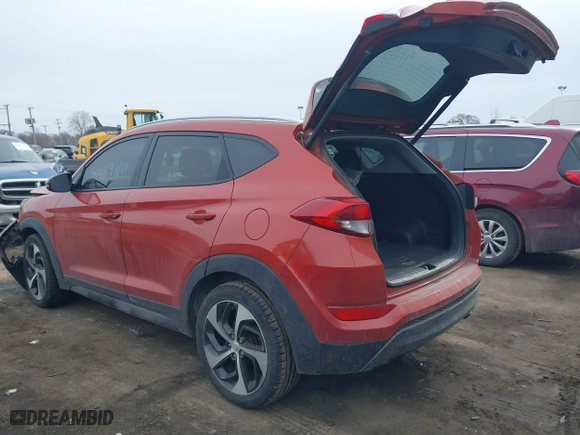 2016 Hyundai Tucson Sport with VIN KM8J33A26GU056164, listed as a IAAI auction lot 41469160 with 136,301 mi miles. Bid and sale history available at carsss.com. Image 3.