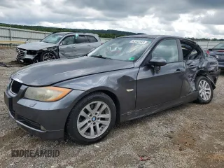 2006 BMW 3 Series 325i with VIN WBAVB13596PT05376, listed as a Copart auction lot 62923345 with 105,707 mi miles and Salvage title. Bid and sale history available at DreamBid. Image 1.