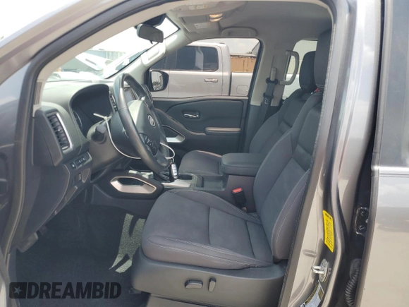 2022 Nissan Frontier SV z VIN 1N6ED1EJ0NN604995, wystawiony jako Copart lot #60085685 z przebiegiem 65 069 mil mil oraz Szkoda całkowita • Salvage title. Historia ofert i sprzedaży dostępna na DreamBid. Obrazek 7.