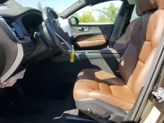 2021 Volvo XC60 Momentum с VIN YV4102RK3M1722743, выставлен на аукционе Copart как лот 54784965 с пробегом 36 686 миль миль и Списание • Salvage title. История ставок и продаж доступна на DreamBid. Изображение 7.