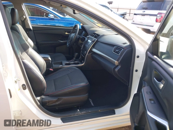 2017 Toyota Camry XLE with VIN 4T1BF1FK2HU315596, listed as a IAAI auction lot 41864814 with 122,448 mi miles. Bid and sale history available at carsss.com. Image 5.