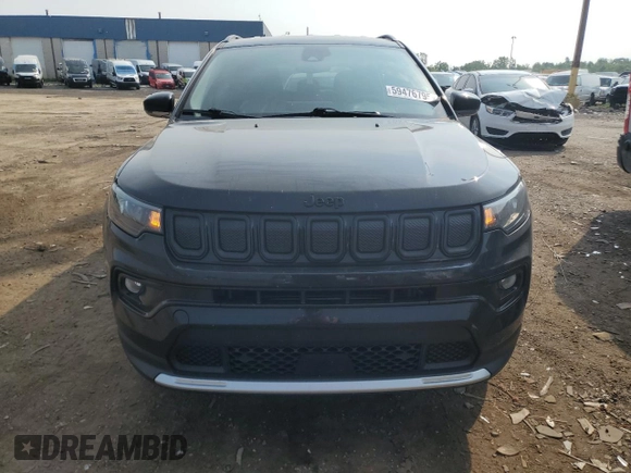 2022 Jeep Compass High Altitude with VIN 3C4NJDCB2NT120903, listed as a Copart auction lot 59476795 with 45,620 mi miles and Salvage title. Bid and sale history available at DreamBid. Image 5.