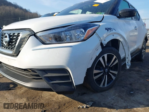 2019 Nissan Kicks S with VIN 3N1CP5CU5KL550663, listed as a IAAI auction lot 41659260 with 89,672 mi miles and . Bid and sale history available at carsss.com. Image 17.