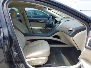 2013 Lincoln MKZ with VIN 3LN6L2G92DR827081, listed as a IAAI auction lot 42267095 with 114,564 mi miles and . Bid and sale history available at DreamBid. Image 5.