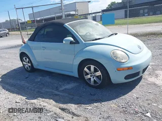 2006 Volkswagen Beetle z VIN 3VWRF31Y36M319679, wystawiony jako IAAI lot #42323751 z przebiegiem 144 832 mil mil oraz . Historia ofert i sprzedaży dostępna na DreamBid. Obrazek 1.