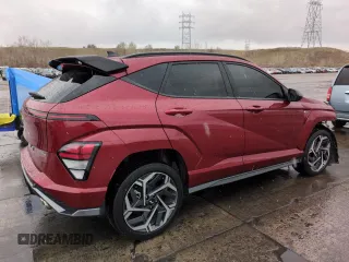 2024 Hyundai Kona N Line z VIN KM8HACA3XRU055454, wystawiony jako Copart lot #51841935 z przebiegiem 22 371 mil mil oraz Szkoda całkowita • Salvage title. Historia ofert i sprzedaży dostępna na DreamBid. Obrazek 3.