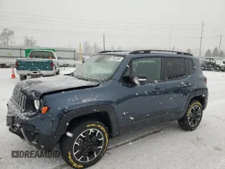 2023 Jeep Renegade Upland with VIN ZACNJDB11PPP43574, listed as a Copart auction lot 87434204 with 14,674 mi miles and Salvage Title. Bid and sale history available at carsss.com. Image 1.
