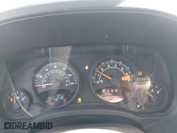 2016 Jeep Patriot Sport SE z VIN 1C4NJPBA8GD711742, wystawiony jako IAAI lot #42229302 z przebiegiem 122 732 mil mil oraz . Historia ofert i sprzedaży dostępna na DreamBid. Obrazek 7.