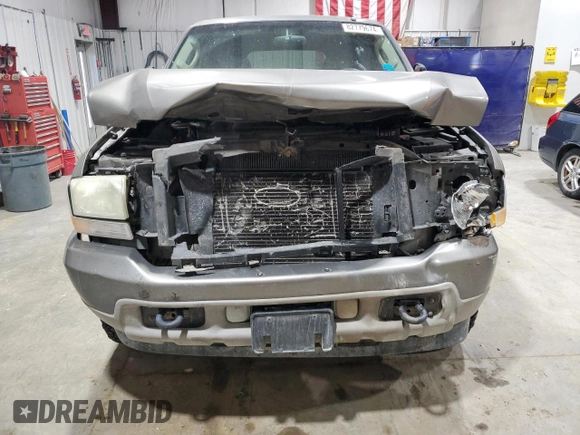 2003 Ford Excursion Limited z VIN 1FMSU43P93EC24089, wystawiony jako Copart lot #82779674 z przebiegiem 273 947 mil mil oraz Czysty tytuł • Clean title. Historia ofert i sprzedaży dostępna na DreamBid. Obrazek 5.