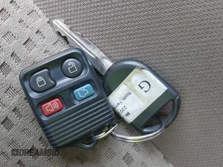 2007 Ford Focus S с VIN 1FAHP34N07W351509, выставлен на аукционе IAAI как лот 42438875 с пробегом 158 399 миль миль и . История ставок и продаж доступна на DreamBid. Изображение 11.