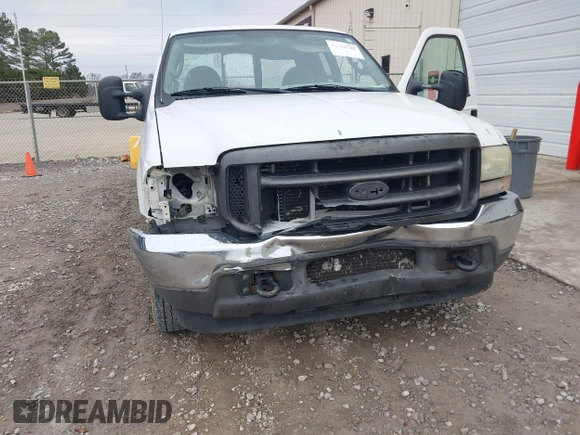 2004 Ford Super Duty F-250 XL with VIN 1FTNX20L34EA13731, listed as a IAAI auction lot 41510742 with 323,217 mi miles. Bid and sale history available at carsss.com. Image 6.