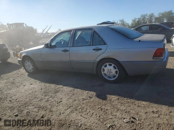 1994 Mercedes-Benz S 320 with VIN WDBGA32EXRA183306, listed as a Copart auction lot 76514554 with 158,814 mi miles and Clean Title. Bid and sale history available at DreamBid. Image 2.
