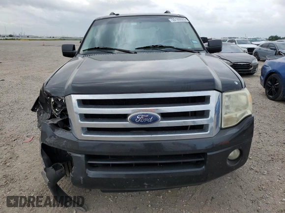 2011 Ford Expedition XLT z VIN 1FMJU1H58BEF01170, wystawiony jako Copart lot #55180025 z przebiegiem 99 677 mil mil oraz Szkoda całkowita • Salvage title. Historia ofert i sprzedaży dostępna na DreamBid. Obrazek 5.