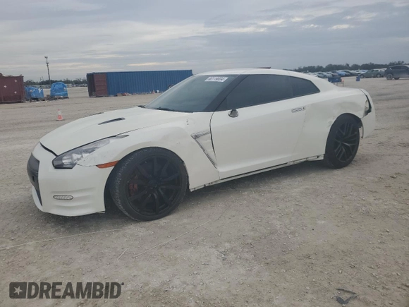2015 Nissan GT-R Premium z VIN JN1AR5EF5FM281737, wystawiony jako Copart lot #80119804 z przebiegiem 50 726 mil mil oraz Szkoda całkowita • Salvage title. Historia ofert i sprzedaży dostępna na DreamBid. Obrazek 1.